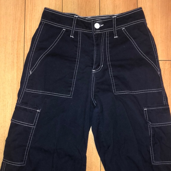 Trendy Wide Leg Jeans - Picture 2 of 5